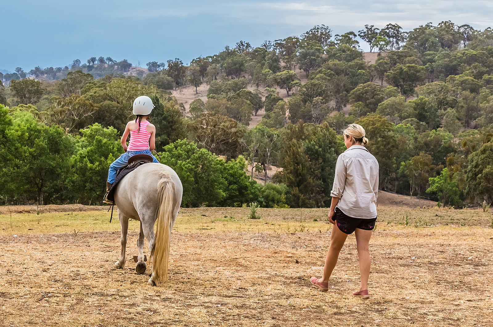 Horse riding in the Hunter