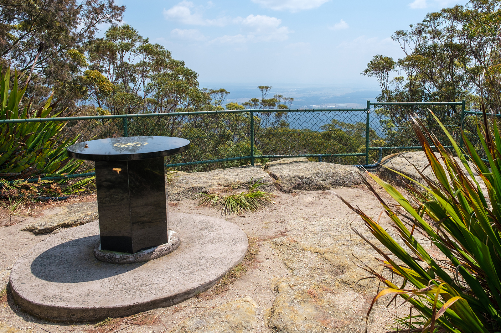 Stop at Mount Sugarloaf Lookout